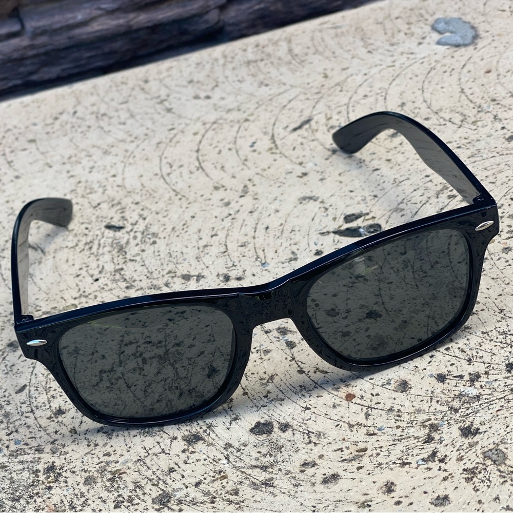 Stylish Black Sunglasses